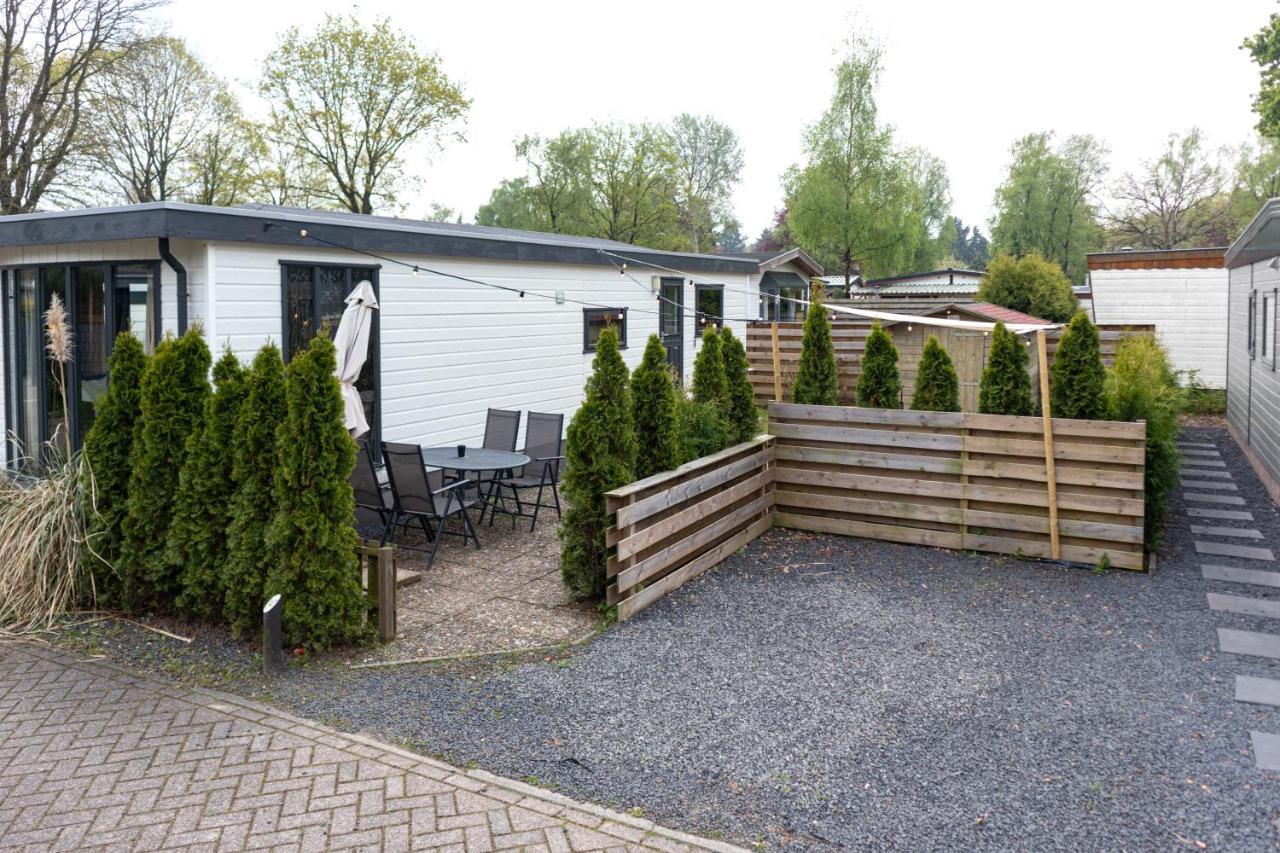 Bosrijk Chalet - Hottub - Veluwe Putten Exteriör bild