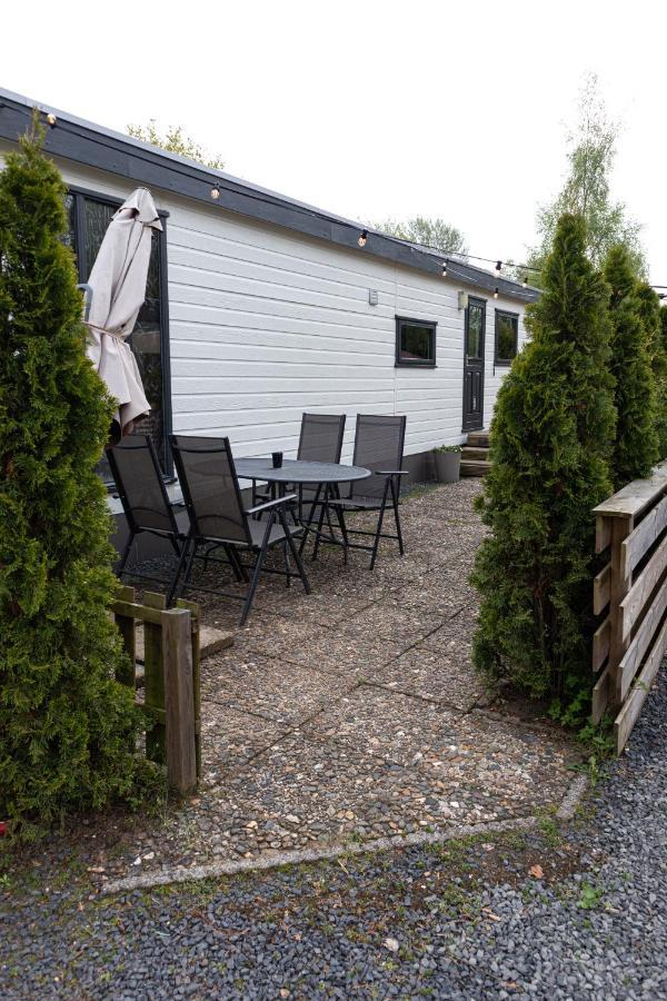 Bosrijk Chalet - Hottub - Veluwe Putten Exteriör bild