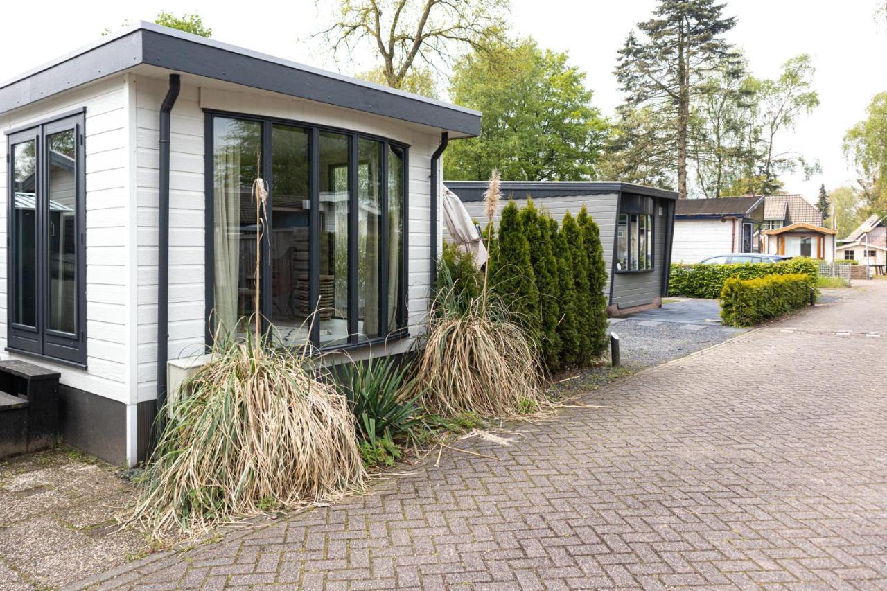 Bosrijk Chalet - Hottub - Veluwe Putten Exteriör bild